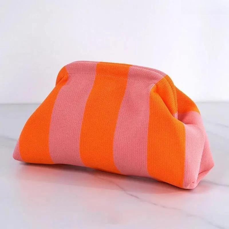 여성용 크로셰 클러치 백 – 가벼운 직조 클라우드 &  - Women Bags And Purses 리뷰 및 가격